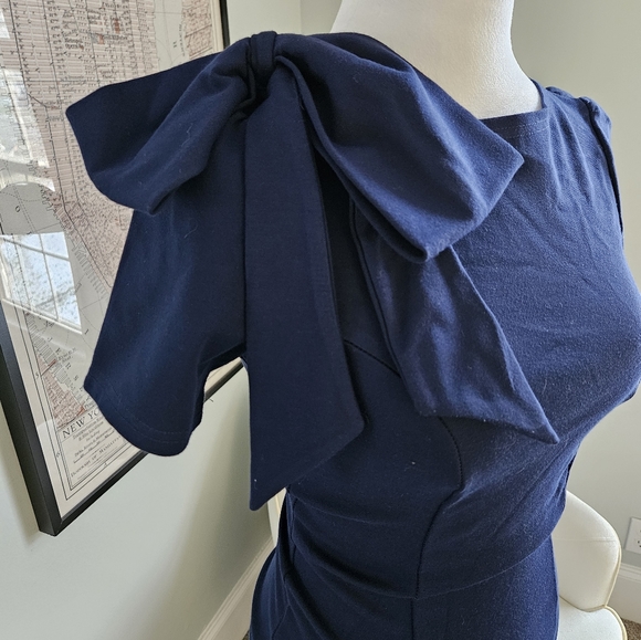 Unique Vintage Navy Blue Bow Shirt. SIZE XS. EUC - Picture 4 of 5